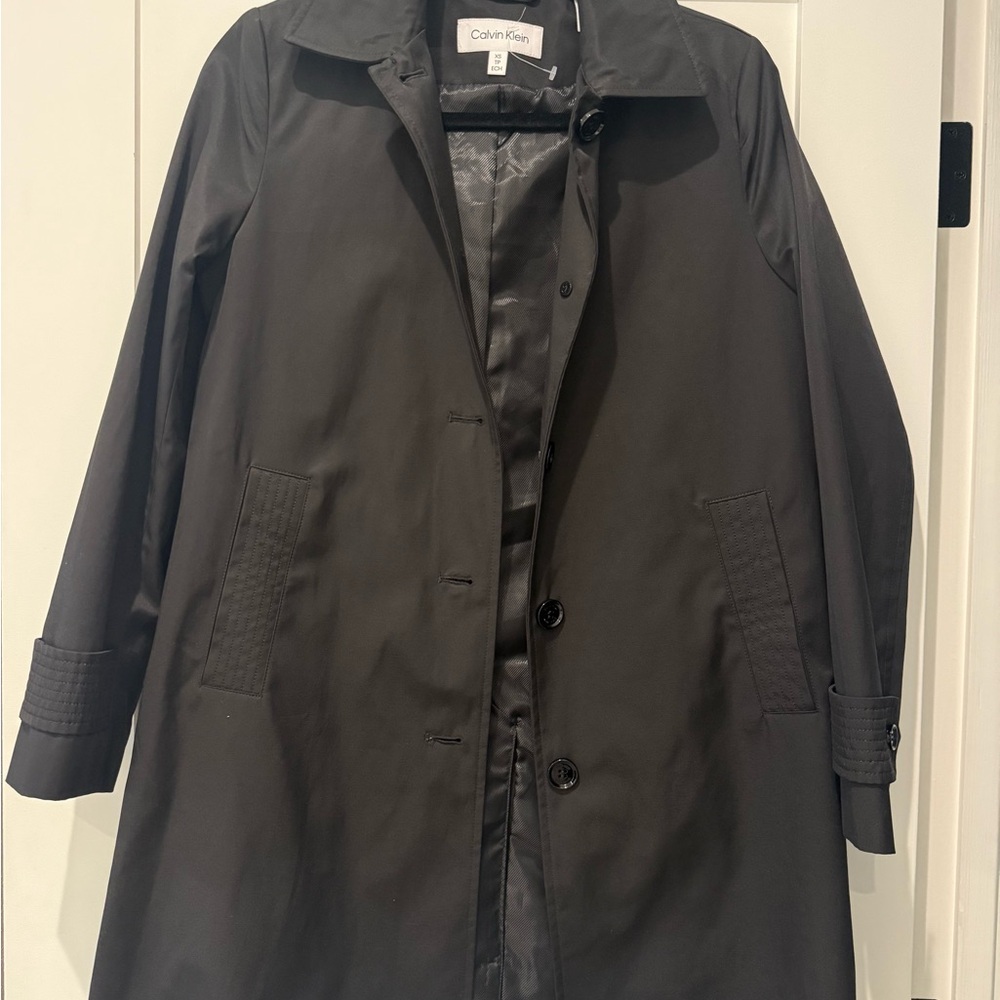 Classy Calvin Klein Trench Coat 🖤